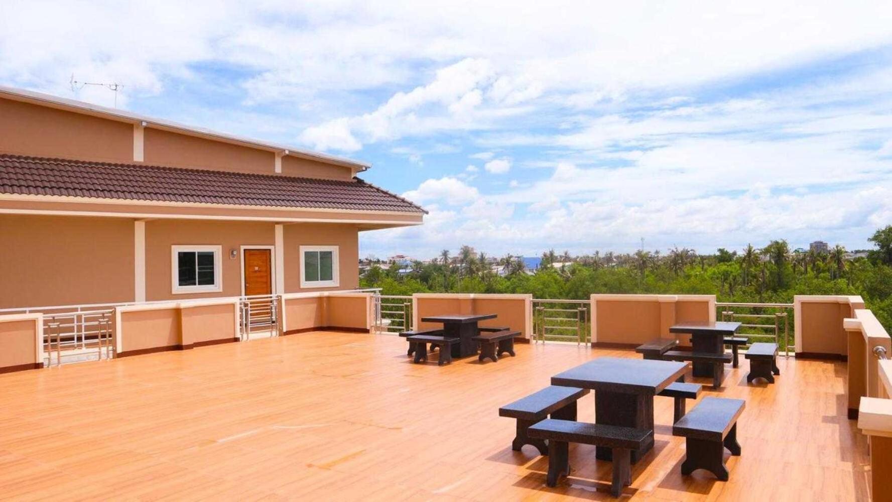 Capital O 75521 Sang Siri Apartment Samut Songkhram Buitenkant foto
