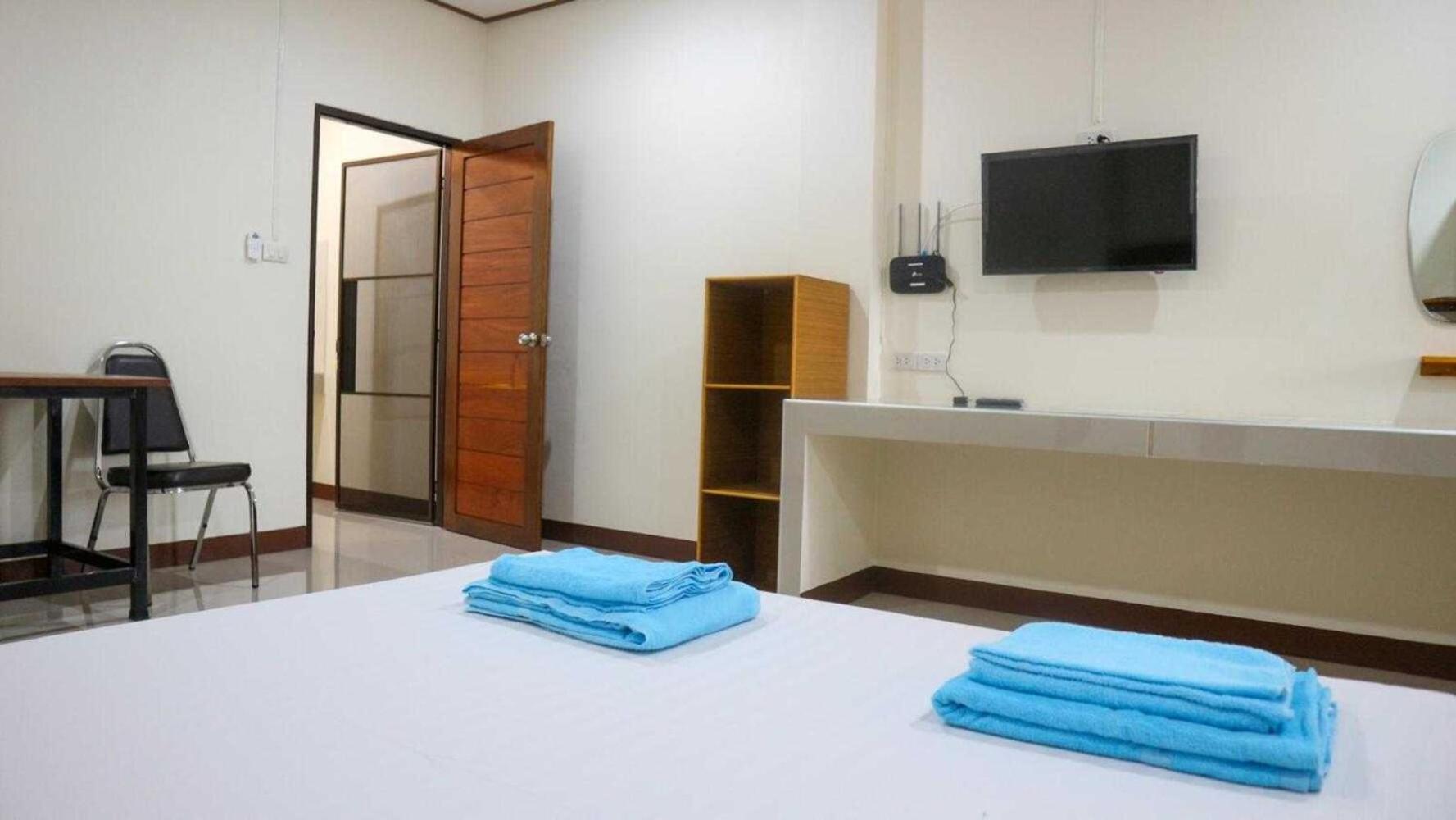 Capital O 75521 Sang Siri Apartment Samut Songkhram Buitenkant foto